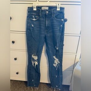 Abercrombie & Fitch High Rise Mom Jeans